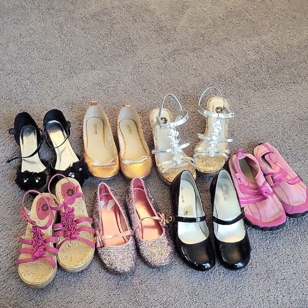 Elegant Pink and Black Dress Shoes